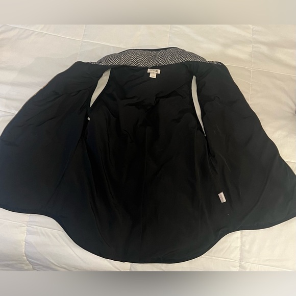 J. Crew Quilted Excursion Puffer Vest, cream& black herringbone, size S - Picture 6 of 7